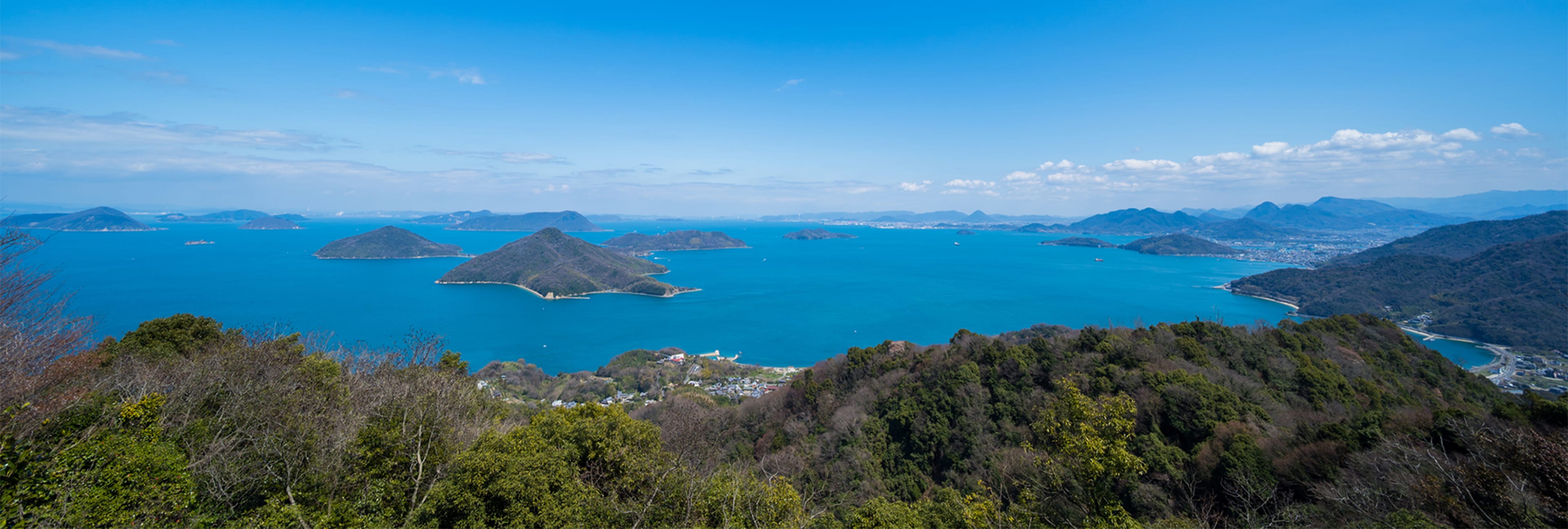 瀬戸内海を一望する絶景スポット 紫雲出山